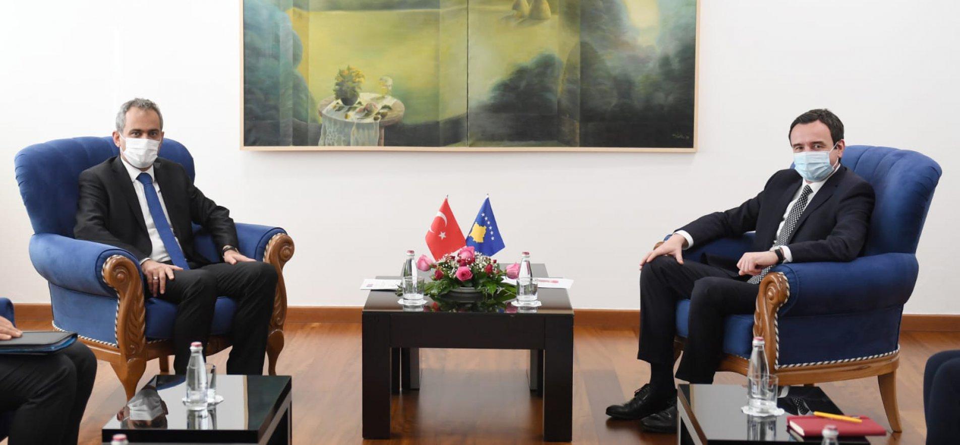 MINISTER ÖZER MEETS WITH KOSOVO PRIME MINISTER KURTİ