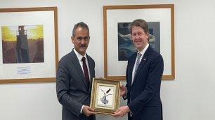 MINISTER ÖZER MEETS UK'S MINISTER OF STATE FOR SCHOOL STANDARDS ROBIN WALKER