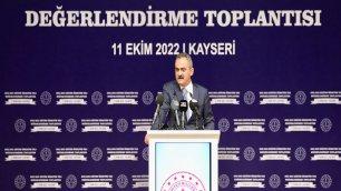 MINISTER ÖZER MEETS SCHOOL ADMINISTRATORS AND TEACHERS IN KAYSERİ