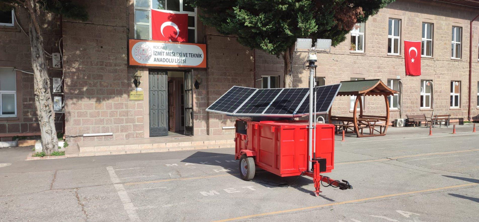 TELESCOPIC LIGHT TOWER MANUFACTURED BY RESEARCH AND DEVELOPMENT HIGH SCHOOL IS USED IN THE EARTHQUAKE ZONE