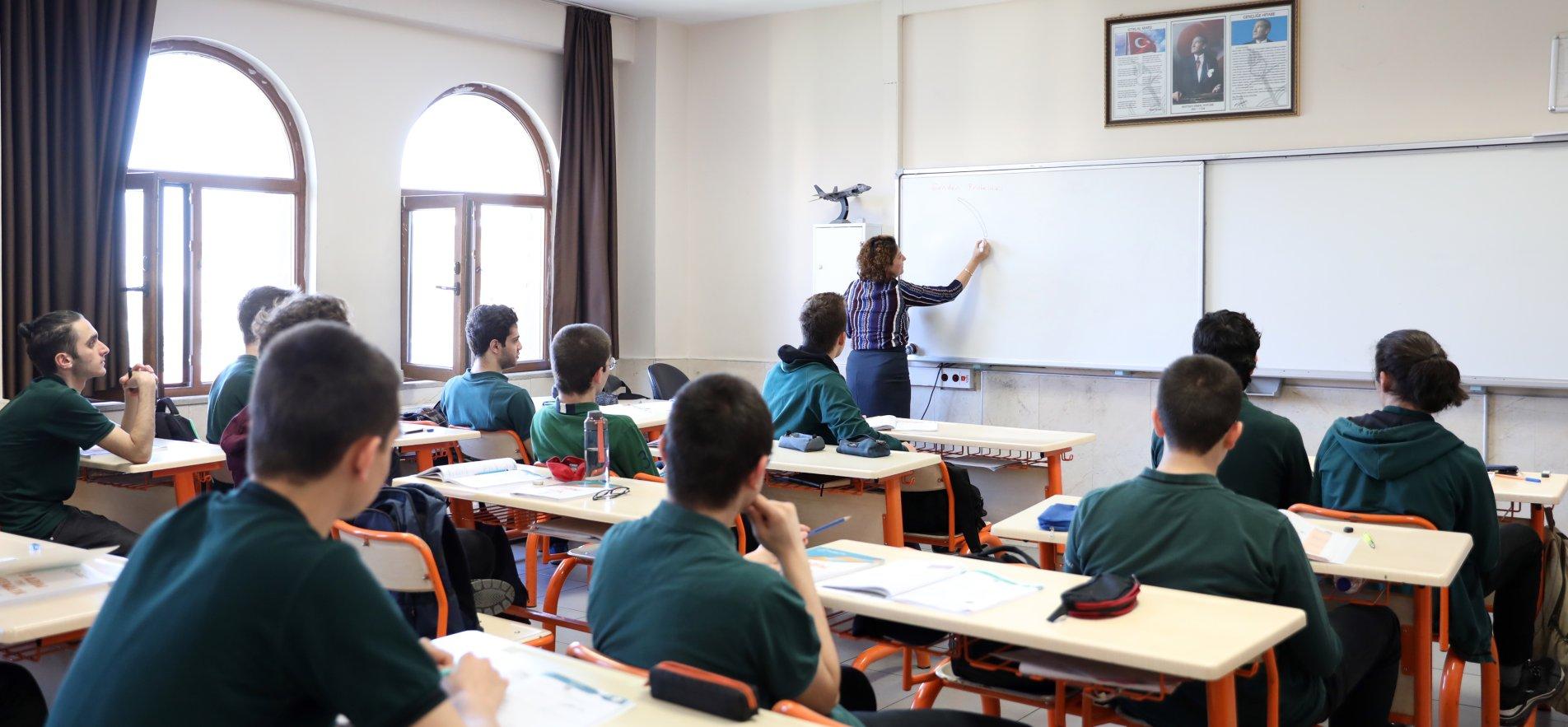 ÜLKE GENELİNDE YAPILACAK ORTAK SINAVLARIN TARİHLERİ BELLİ OLDU